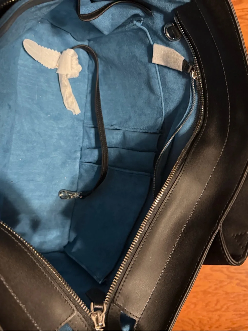 Kaai- Midi Pyramid Tote-Black